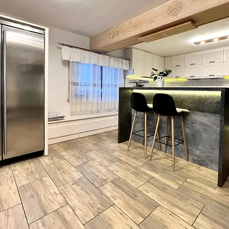 Gorska Kryjowka Apartment